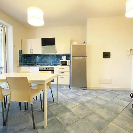 Apartment Pgs Immobiliare Srls Residenza Milani Bilocale Terrazza E Parcheggio Privato *