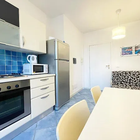 Apartment Pgs Immobiliare Srls Residenza Milani Bilocale Terrazza E Parcheggio Privato *